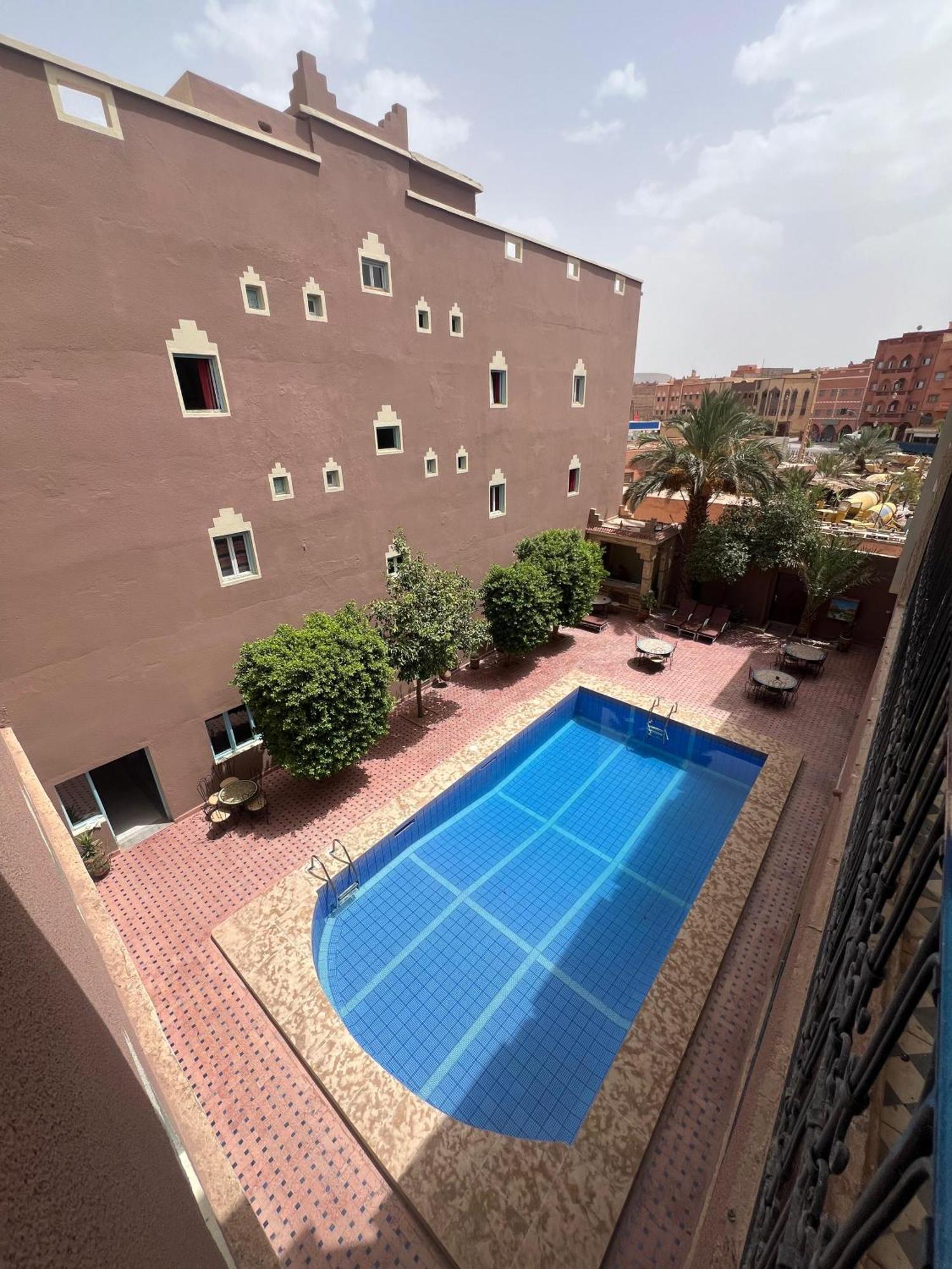 Hôtel Restaurant Zaghro Tajda Exterior foto